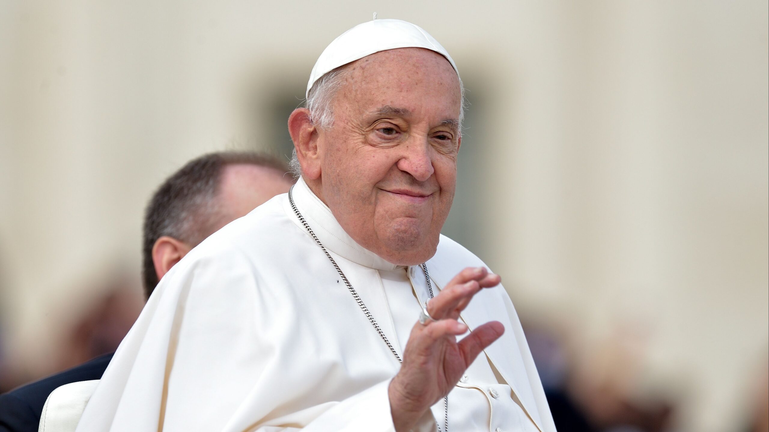 Última hora sobre el estado de salud del papa Francisco: sigue crítico y se suma una insuficiencia renal