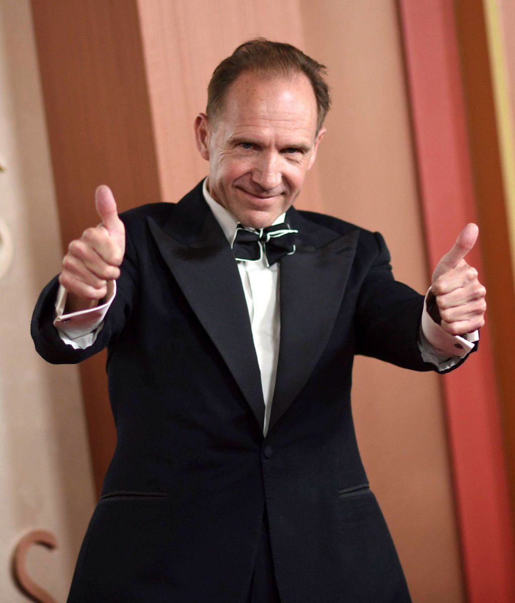 RALPH PHIENNES