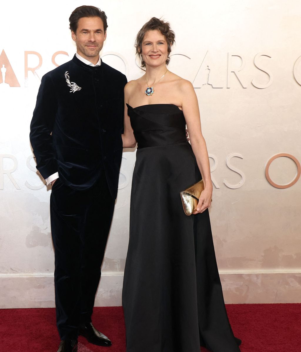 Clement Ducol et Camille sur le tapis rouge des Oscar 2025 Awards