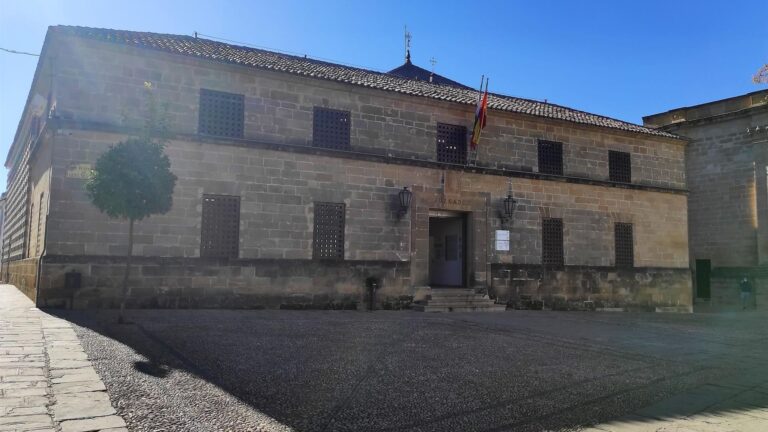 Ils enquêtent sur un éventuel cas de maltraitement dans une pépinière à Jódar, Jaén