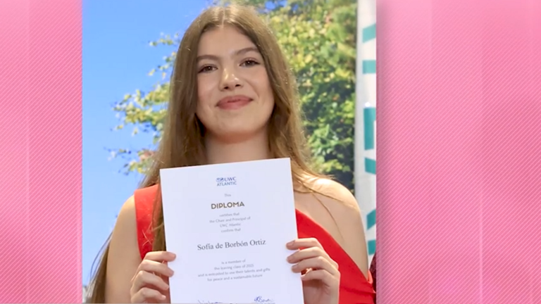 '' A un brillant fichier académique ''