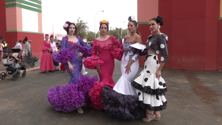 Controverse à la foire d'avril pour ceux qui portent des robes de flamenco
