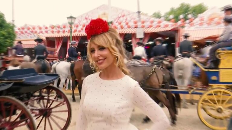 Emma García triomphe à la foire d'avril avec un design de Raquel Bollo: cela a été sa première fois dans le vrai