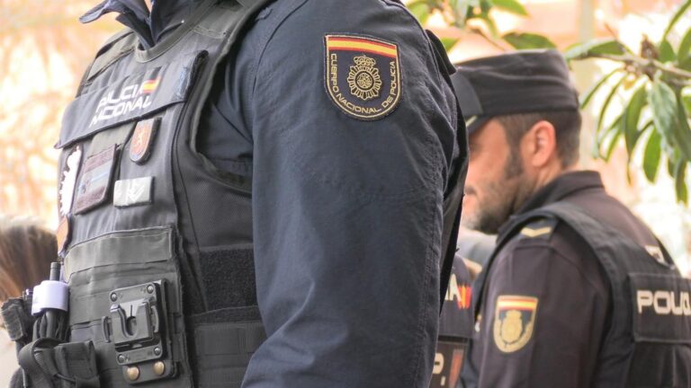 Ils trouvent deux morts dans un appartement touristique à Tenerife