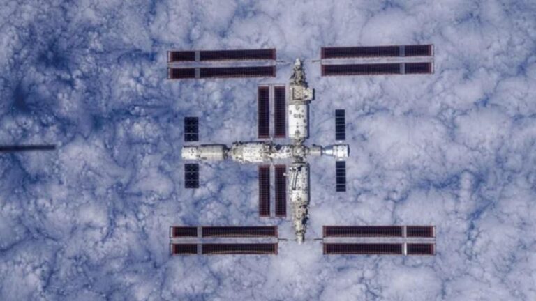 La Chine trouve une bactérie unique dans sa station spatiale