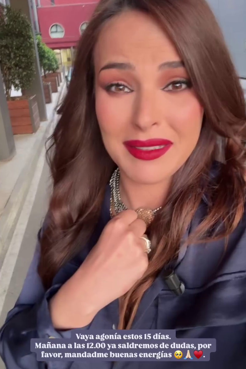 Marta Peñate, très nerveux, avant de voir la première échographie de sa grossesse