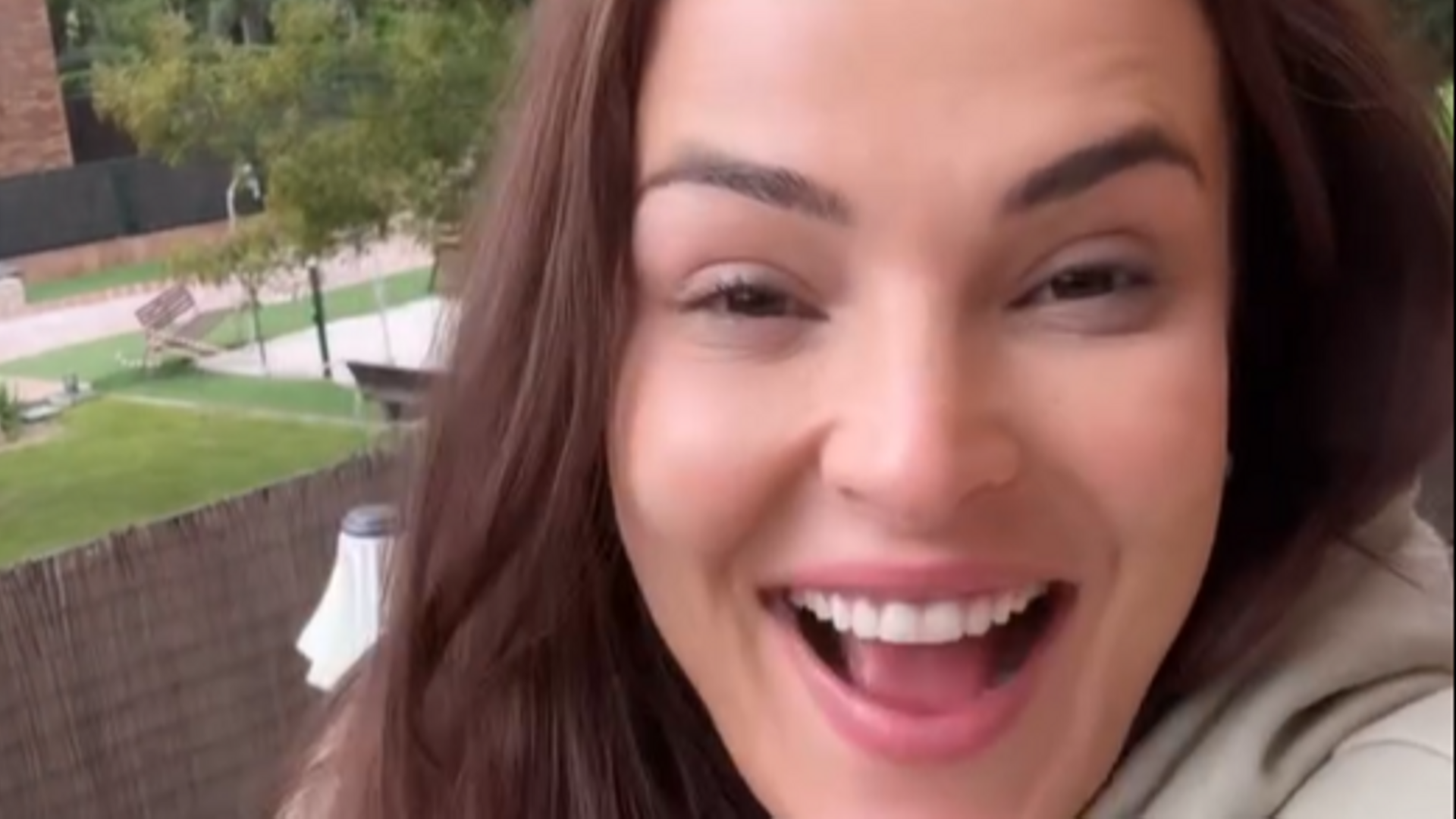 Marta Peñate annonce excitée qu'elle est enceinte
