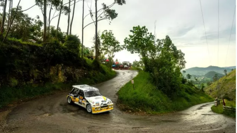 Une voiture du Rallye de Hoznayo de Cantabria quitte la piste et atteint plusieurs personnes