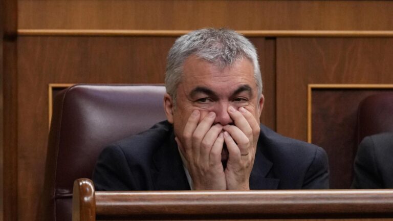 Santos Cerdán, en charge de « gérer les paiements » à Koldo García et José Luis Ábalos