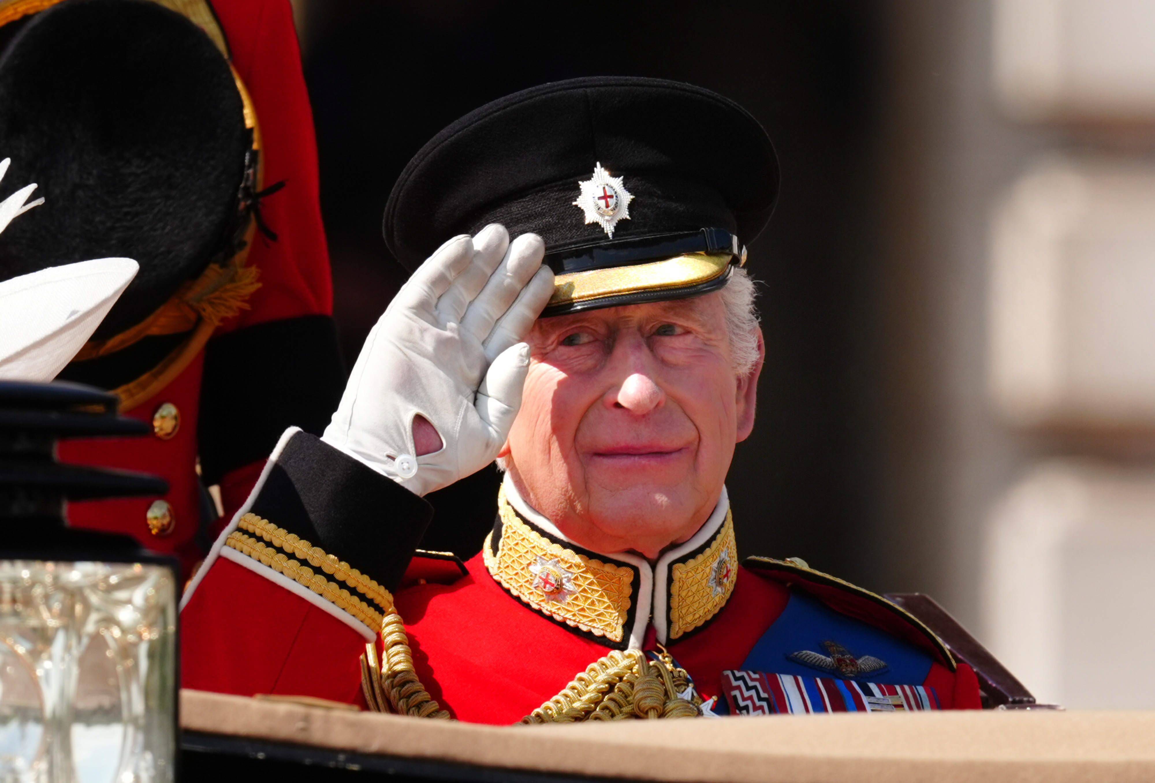 King Carlos III pendant le défilé