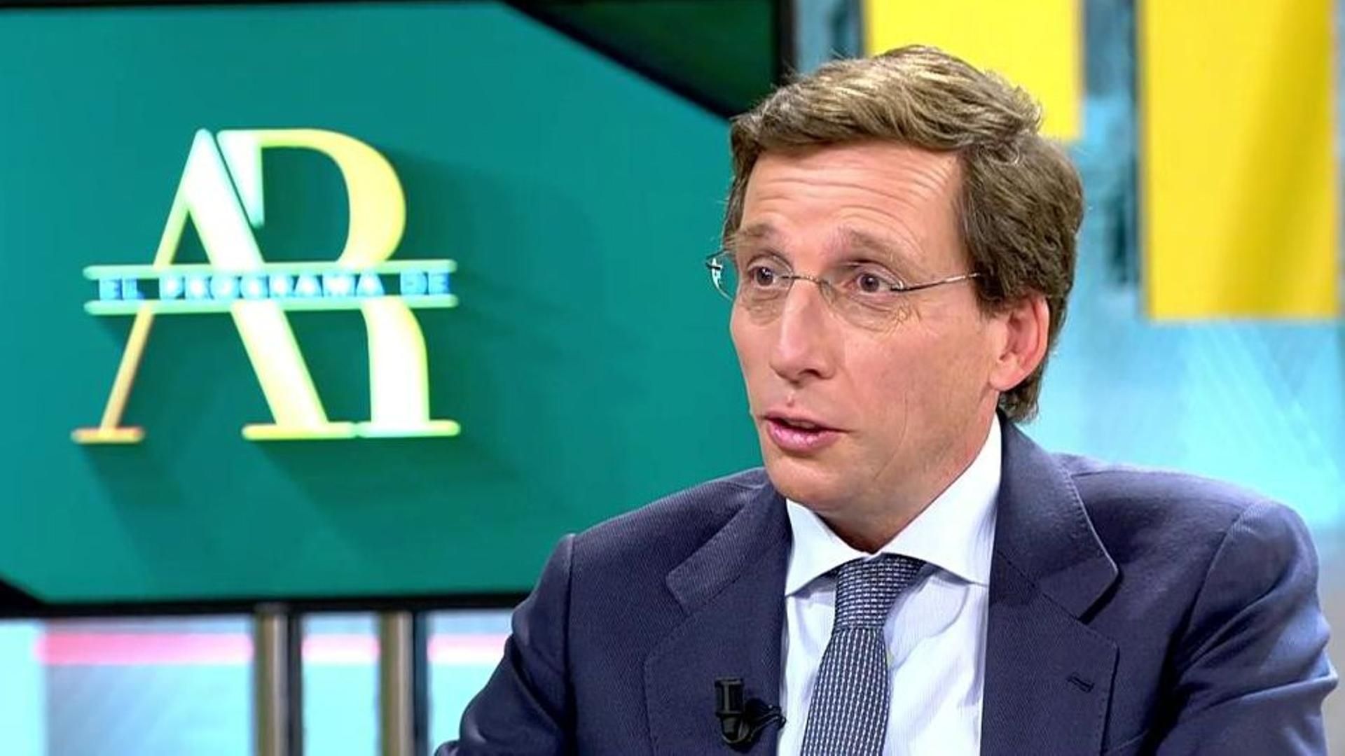 Almeida, à propos de Pedro Sánchez: 