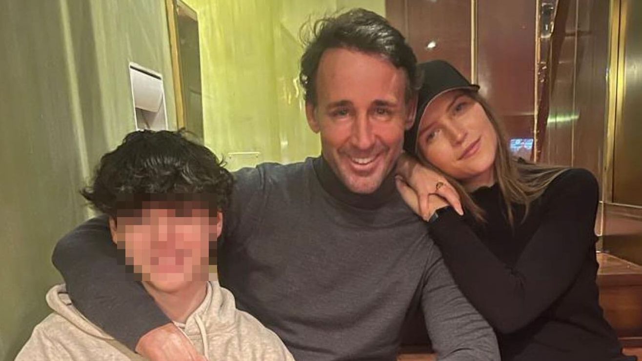 Ainsi, Anna Barrachina et Álvaro Junior, les deux enfants de Álvaro Escassi sont