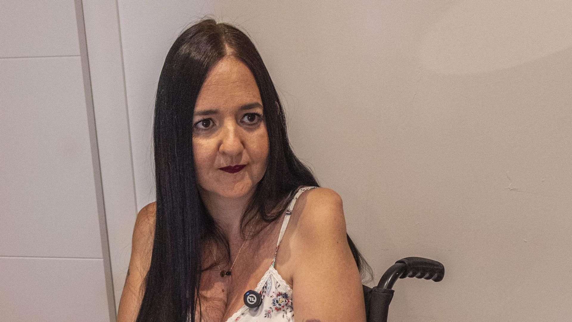 Vanessa, 39 años, enferma de ELA