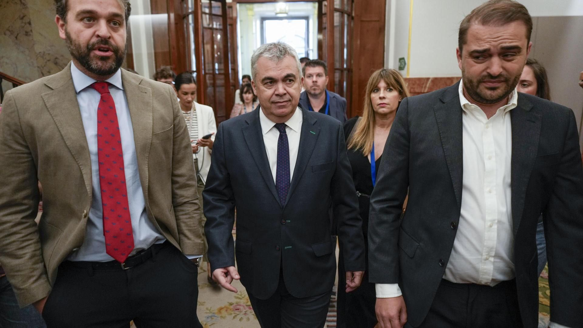 Santos Cerdán nie l'amaño des contrats: 