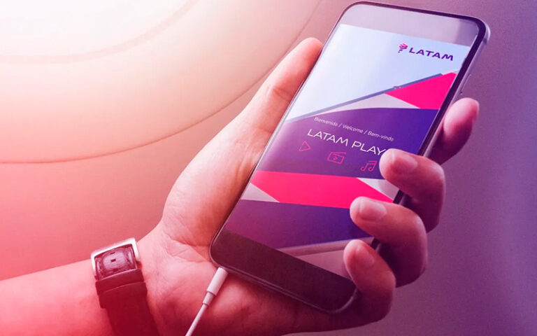 Latam mettra en œuvre le Wi-Fi à bord dans des avions à longue distance