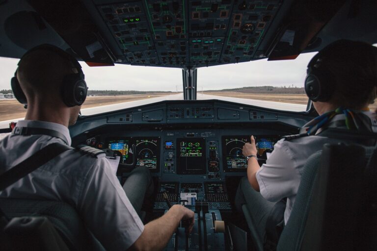 Formation au pilotage : démarches obligatoires à anticiper pour devenir élève pilote à Avialpes