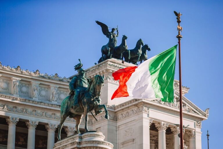 L'ambassade américaine en Italie émet un avertissement aux voyageurs suite aux manifestations massives à Rome