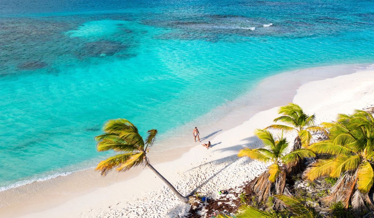 Canada Issues Travel Warnings For 8 Popular Winter Getaways in October 2025