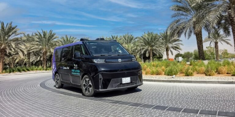 Uber et WeRide lancent des robotaxis en Arabie Saoudite