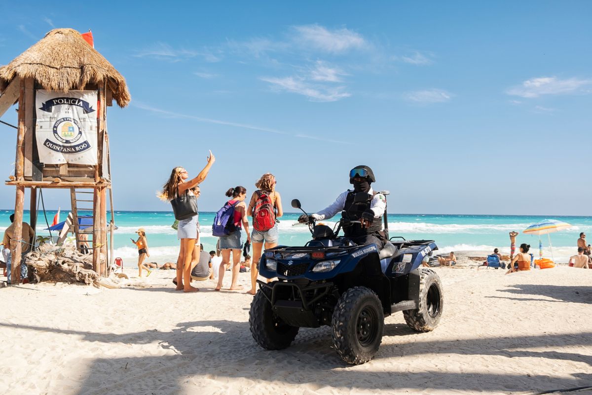 U.S. Embassy In Mexico Issues Winter Season Travel Alert for American Snowbirds