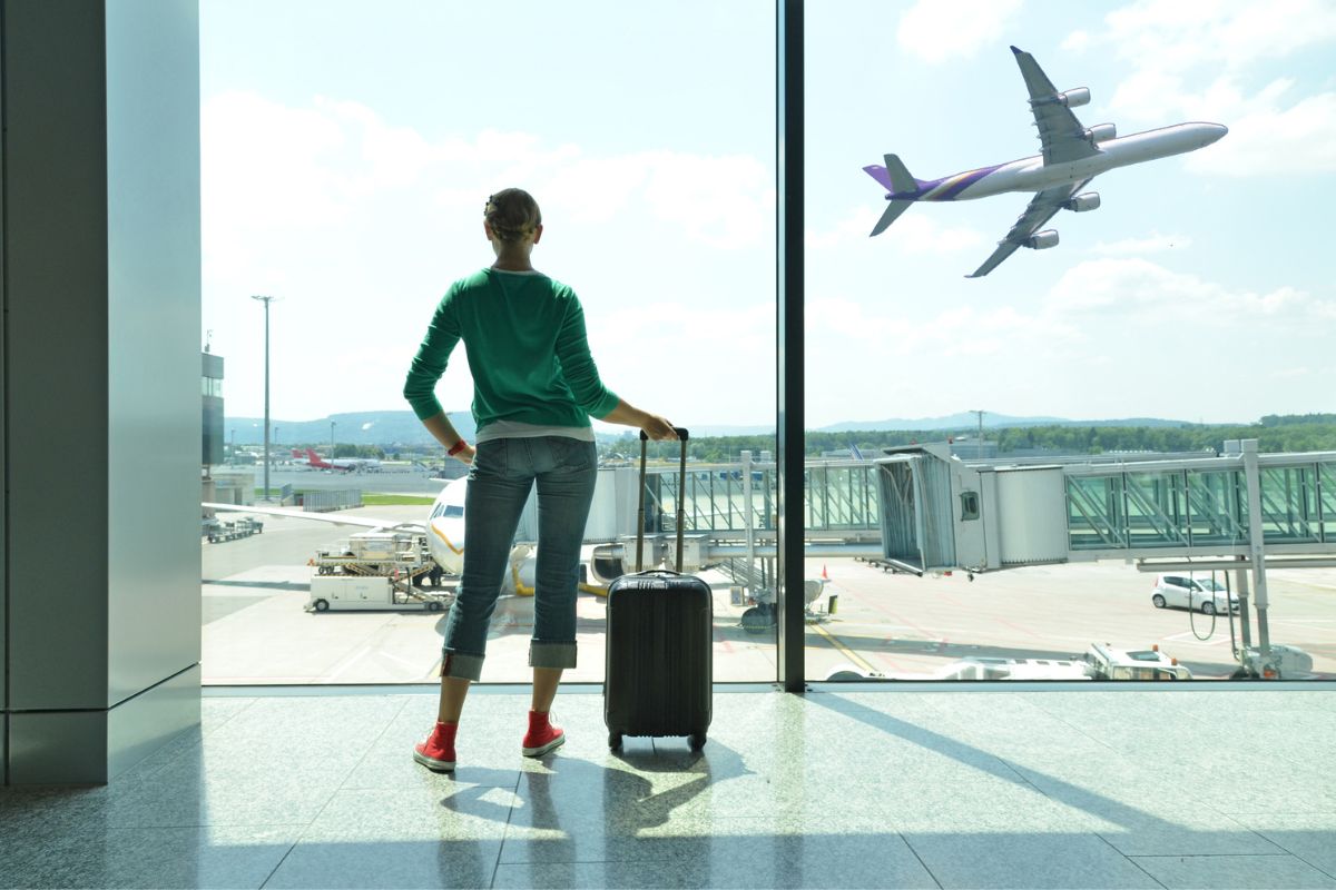 U.S. Government Urges Travelers to Ditch Pajamas and Fly “With Respect”