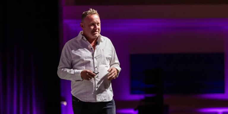 La conférence Phocuswright 2025 lance un innovateur : Gimmonix Technologies