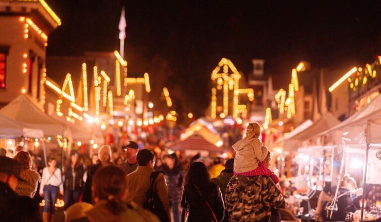 Ces 5 villes californiennes confortables sont à la mode cette saison de Noël
