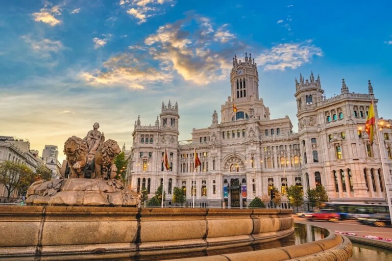 L&rsquo;Espagne inflige à Airbnb une amende de 64 millions d&rsquo;euros