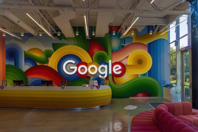 Google lance City Guide et Comic Postcards basés sur l&rsquo;IA