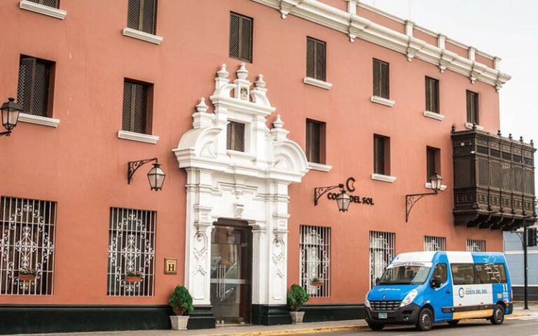 Hôtel Costa del Sol Trujillo Centro, confort et emplacement clé