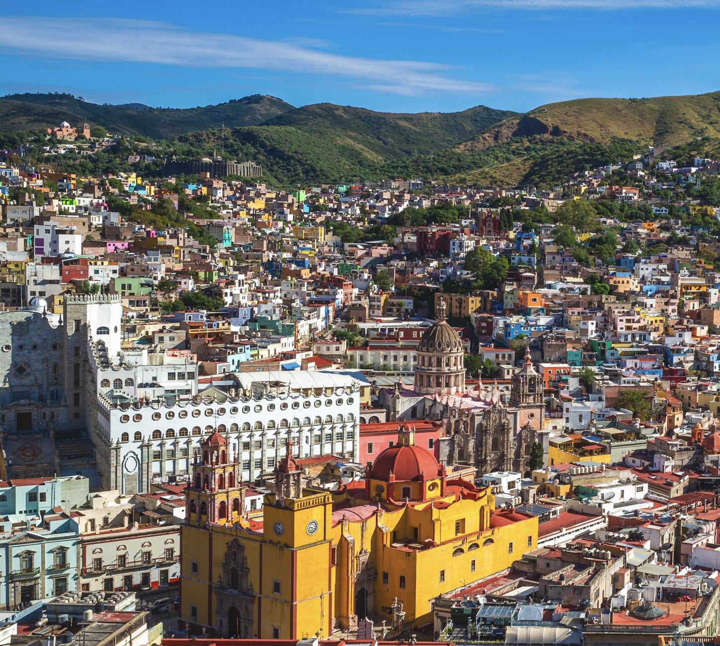 Paysage de Guanajuato avec la cathédrale de Guanajuato au Mexique