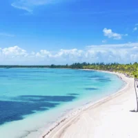 Des millions d&rsquo;Américains abandonnent leurs destinations préférées pour cette île des Caraïbes « sans friction »
