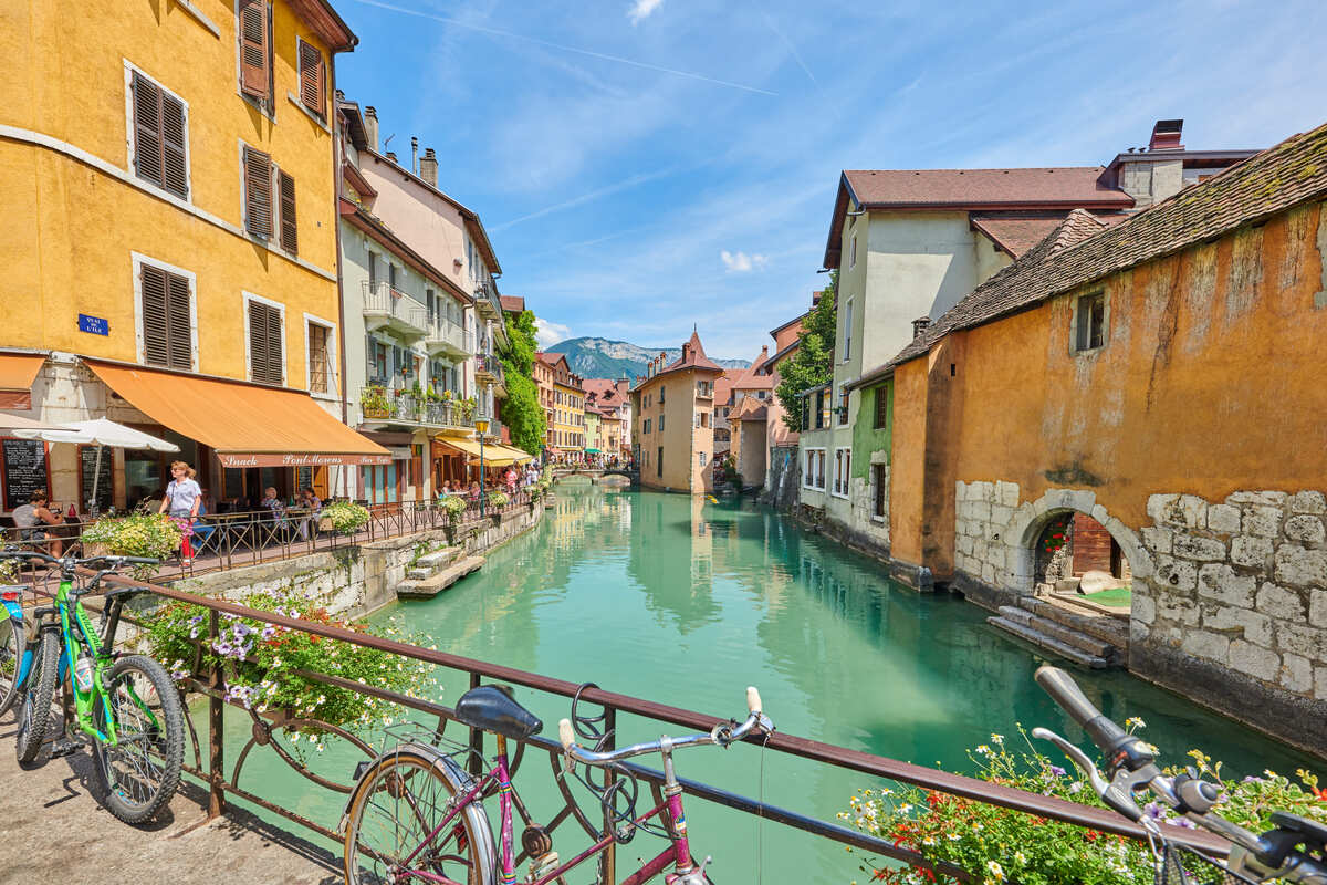 Canal pittoresque à Annecy, France