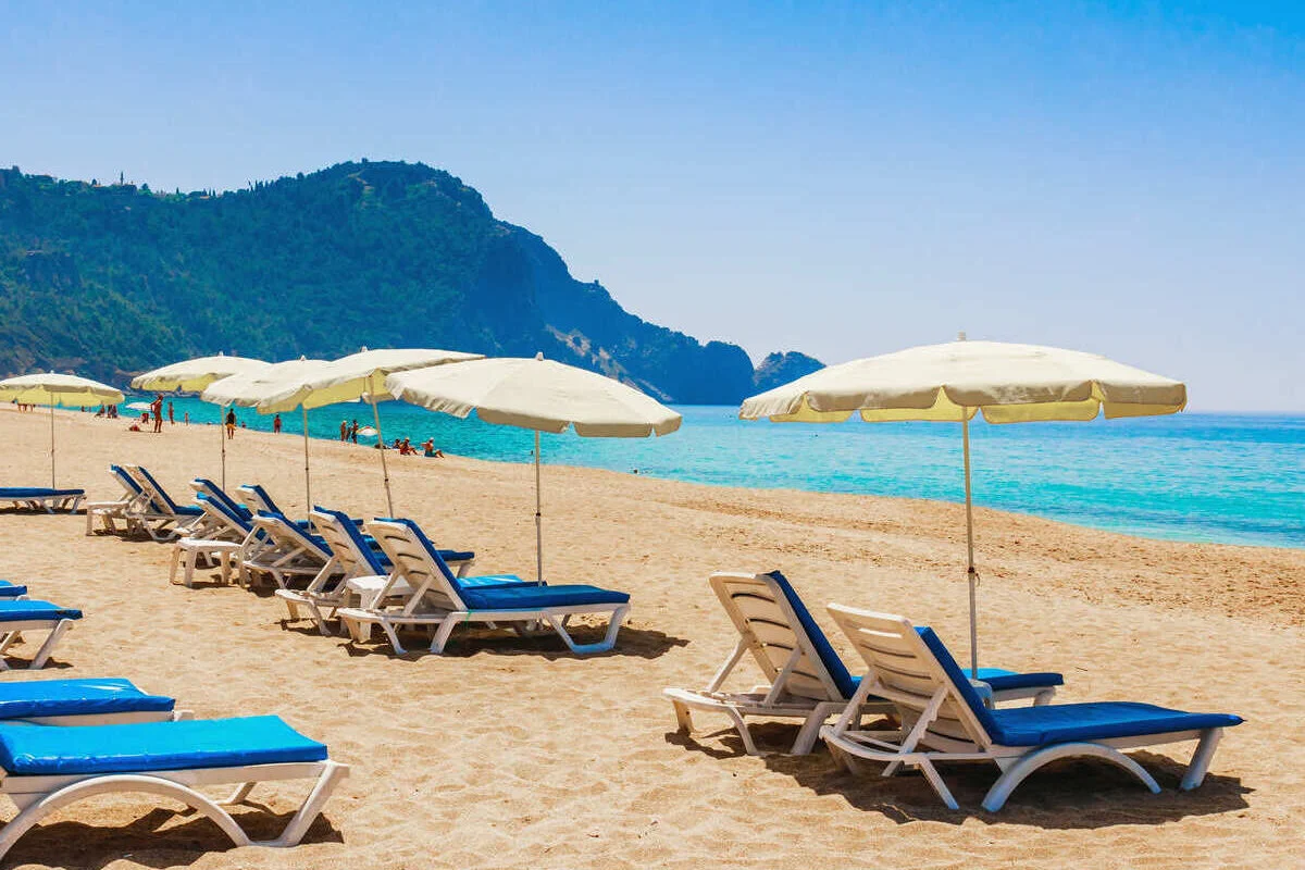 Vue d'une zone de plage à Antalya, Turquie, Mer Méditerranée