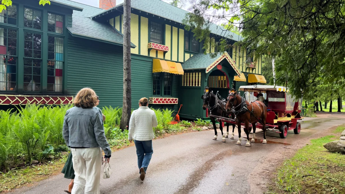 Le restaurant Woods à côté de l'Inn at Stonecliffe. Photo de Tyler Fox