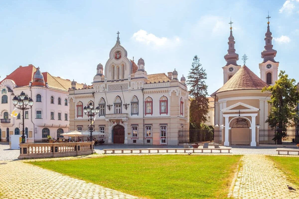 Vue panoramique d'une place à Timisoara, Roumanie