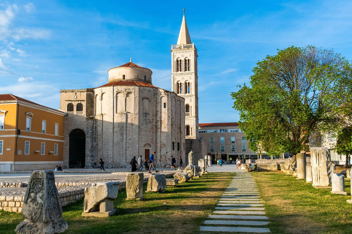 Place historique de la vieille ville de Zadar, Croatie