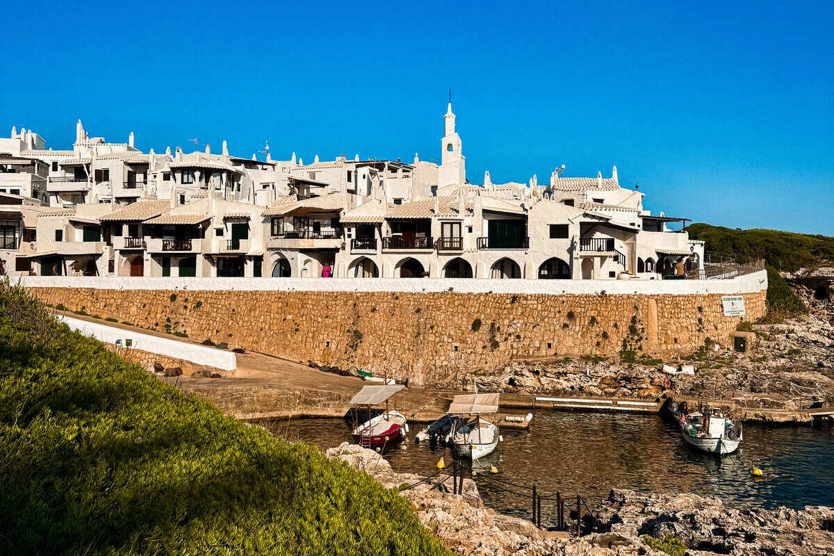 Vue Panoramique De Binibeca Vell, Minorque, Espagne. Photo de Vinicius Costa