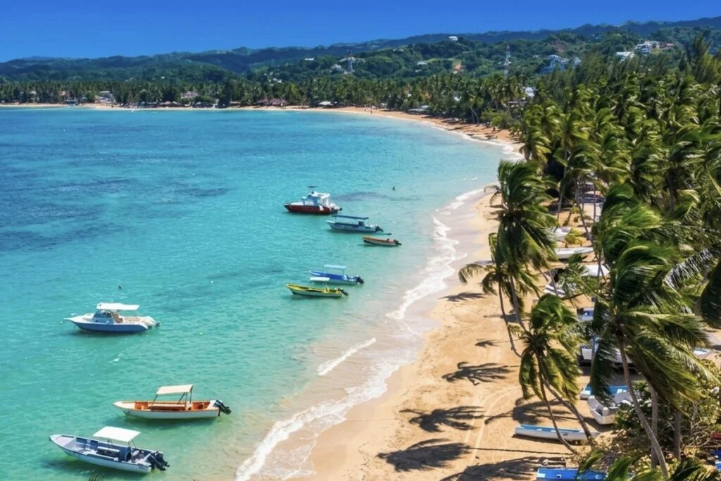 Abandonnez les méga-resorts à 800 $ la nuit 4 escapades côtières sécurisées où le luxe coûte la moitié