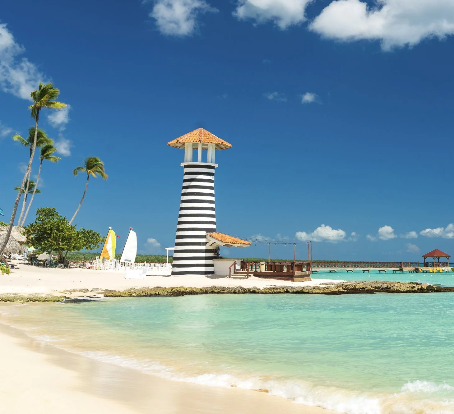 Phare sur la plage des Caraïbes, République Dominicaine, Bayahibe