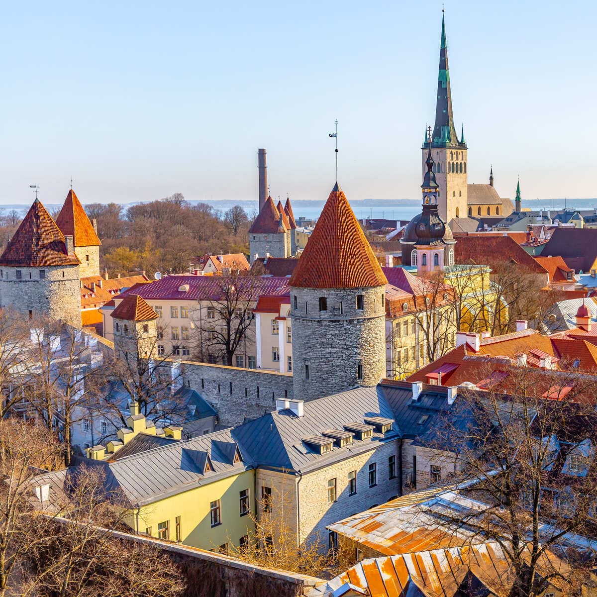 Vue panoramique de Tallinn vue depuis la colline de Toompea, Estonie