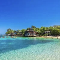 Les Américains peuvent voler sans escale vers cette île anglophone des Caraïbes avec un barbecue sur la plage à 4 $ et des hivers à 82°F