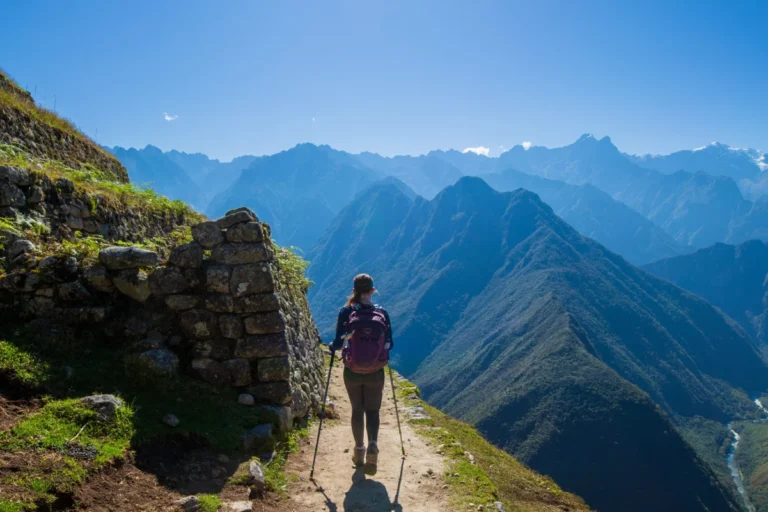 Le chemin Inca grimpe à plus de 13 000 pieds et traverse des ruines antiques : voici à quoi cela ressemble de le parcourir en 4 jours