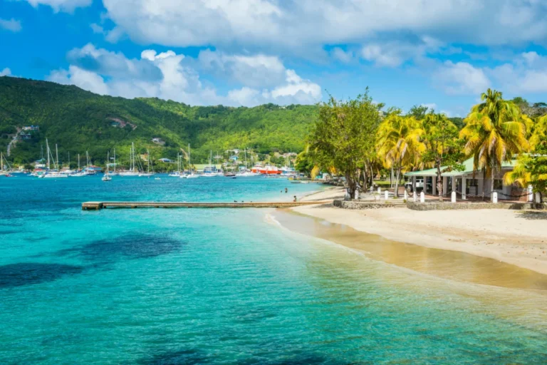 Les 6 meilleures plages et îles des Caraïbes à visiter en 2027 selon les experts en voyages