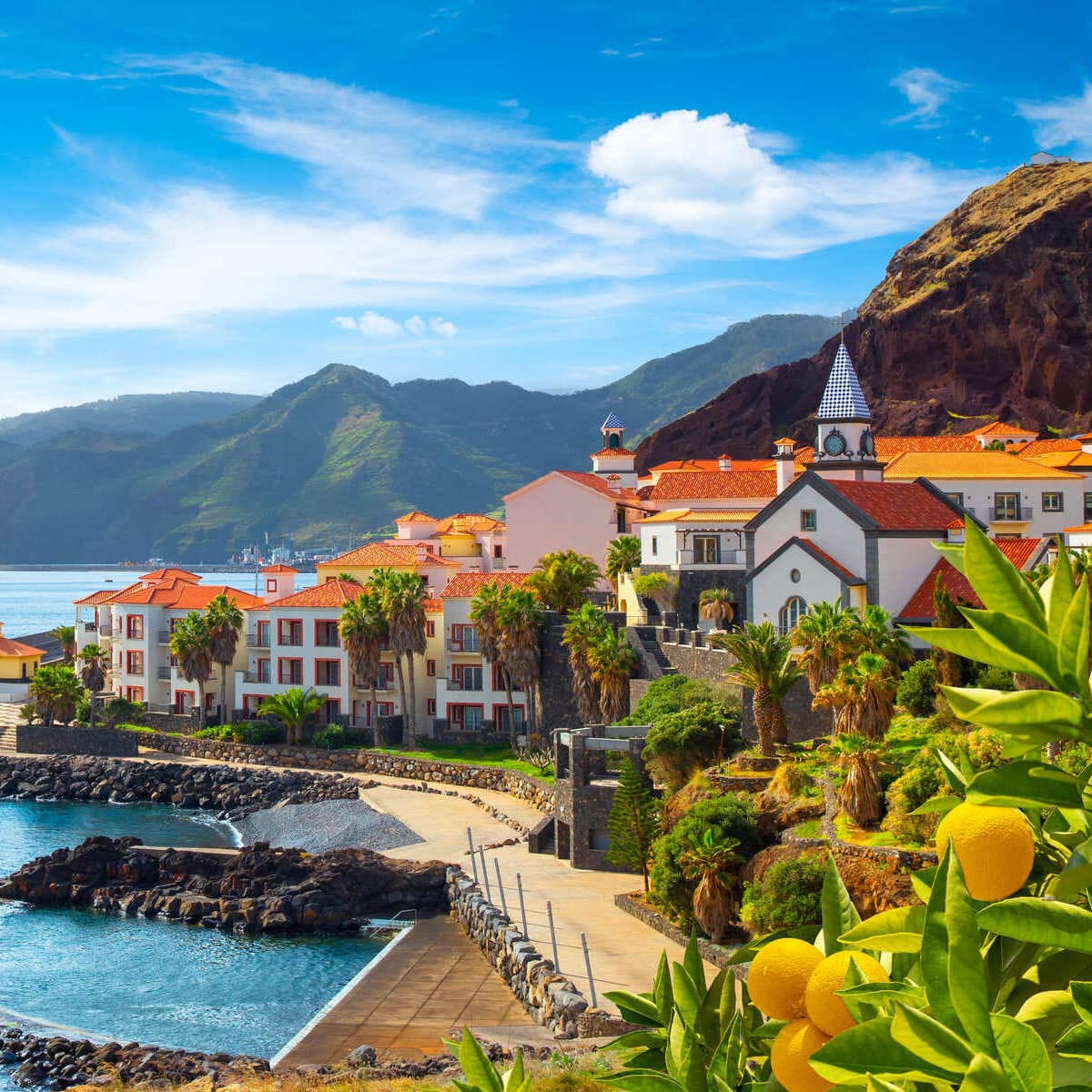 Village côtier de Madère, Portugal
