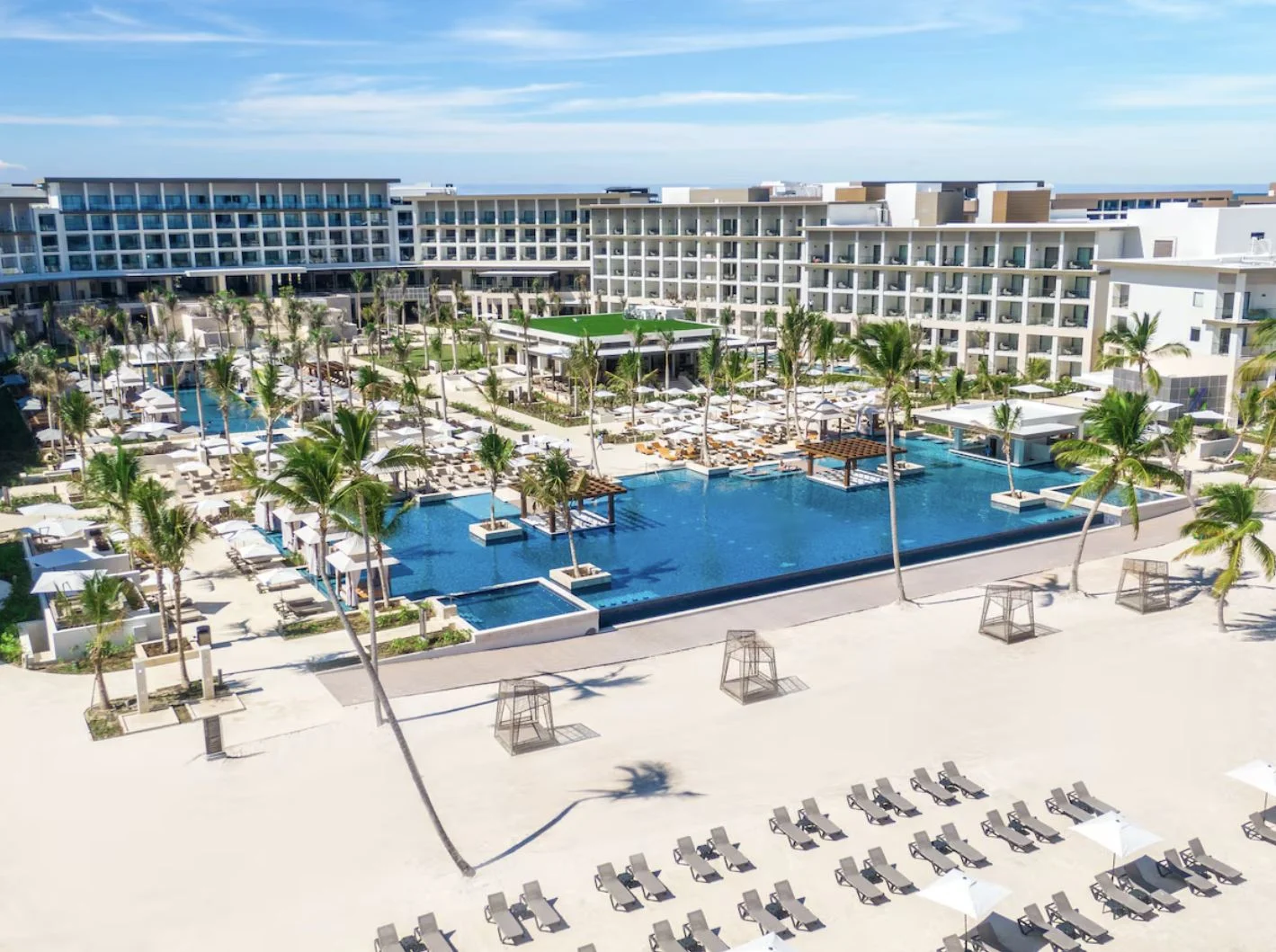 Hyatt-Zilara-Piscine