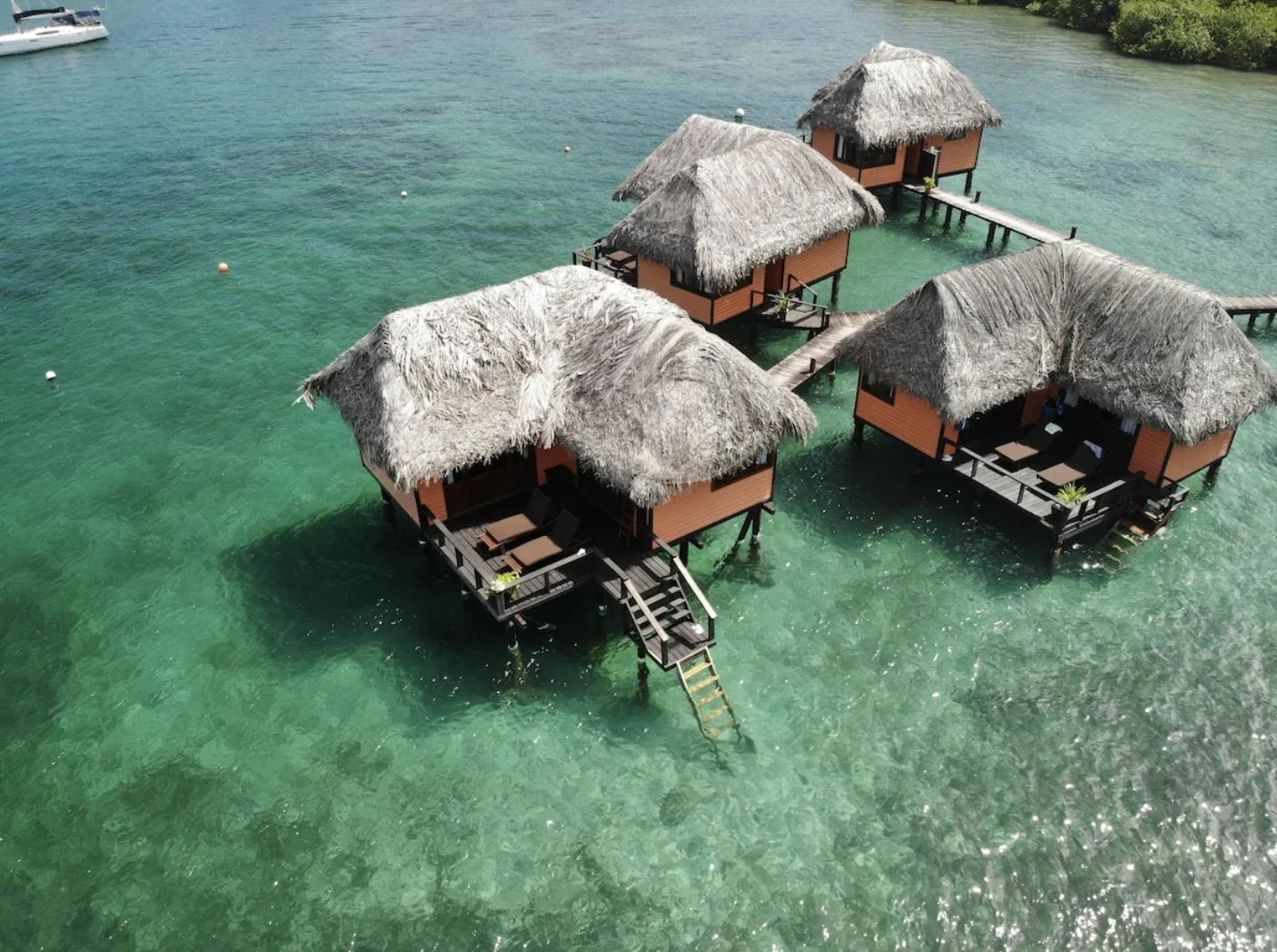 Bungalows sur pilotis