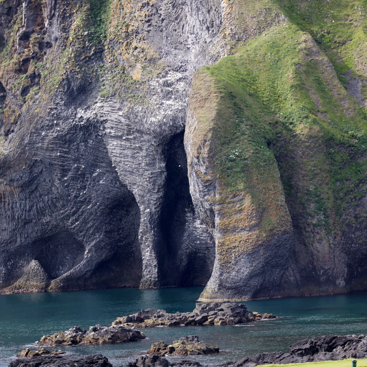 Elephant Rock sur la côte de l'île Heimaey- Vestmannaeyjar-Îles Westman-Islande