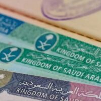 L’Arabie Saoudite assouplit les règles relatives aux visas familiaux pour les travailleurs étrangers hautement qualifiés