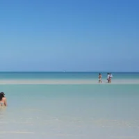 Cette île aux pieds nus près de Cancún, sans voiture, est l&rsquo;une des destinations à la croissance la plus rapide au monde pour 2027